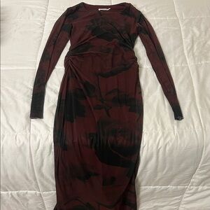 Stradivarius Maroon and Black Long Sleeve Dress